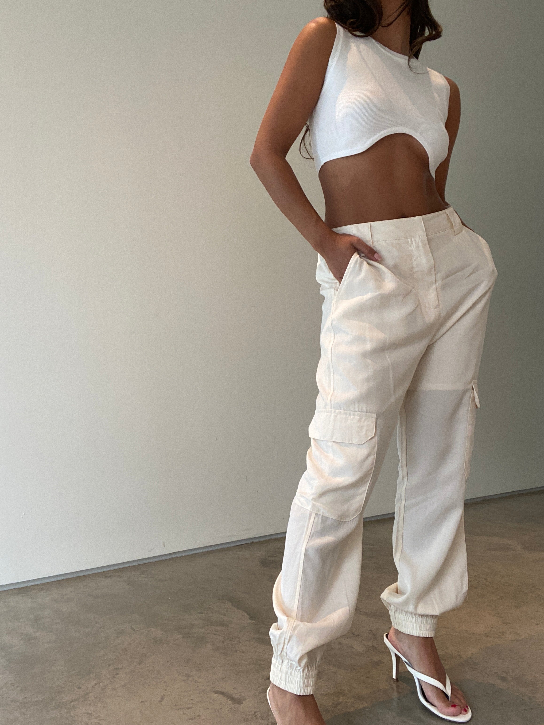 Baggy White Cargo Pants - XL | Streetwear Style